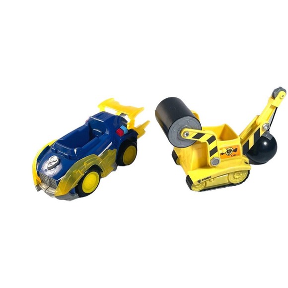 Lot of 2 Paw Patrol Vehicles Chase Rubble Deluxe Cars - Picture 1 of 4
